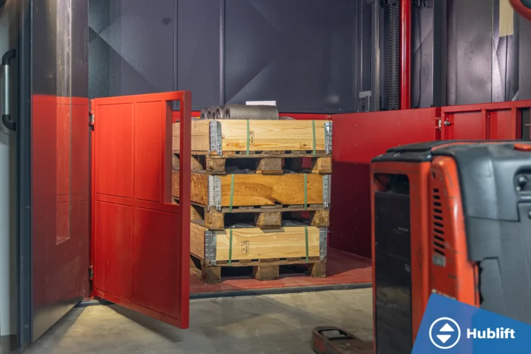 Industriële goederenlift van 2.000 kg voor zware materialen